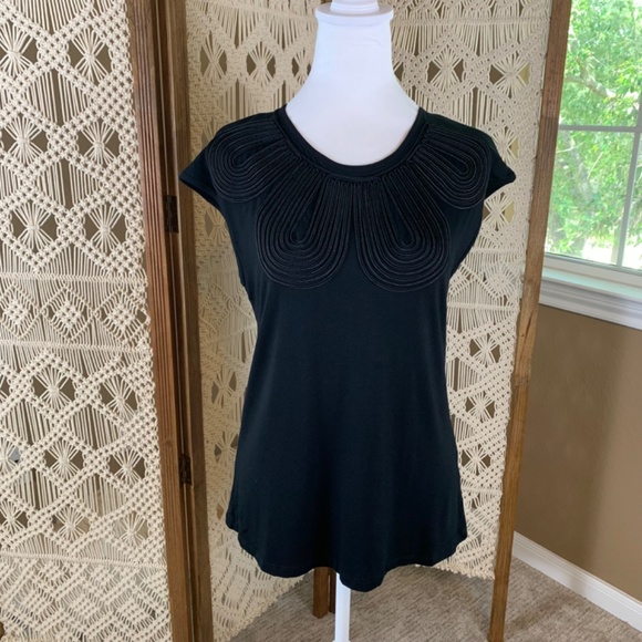 Cable & Gauge Short Sleeve Embroidered scoop neck Small NWT - Picture 4 of 9